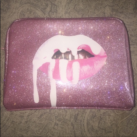 Kylie Cosmetics Handbags - SALE! AUTH NEW KYLIE BIRTHDAY PINK MAKEUP BAG